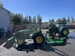 2022 John Deere 3032E Image