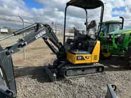 2023 John Deere 17 P Image