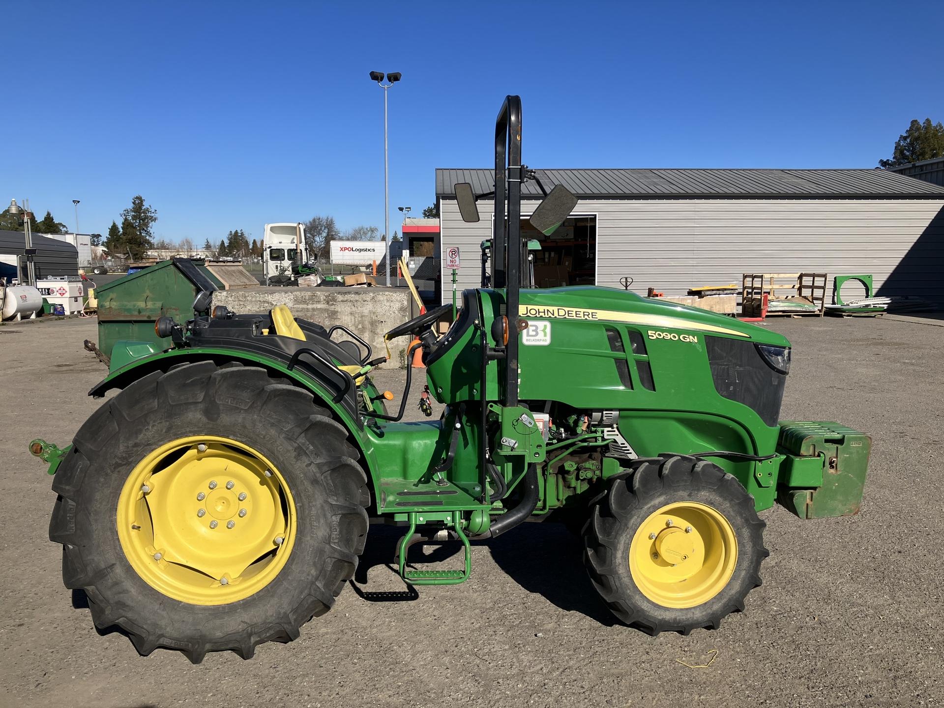 2018 John Deere 5090GN Image