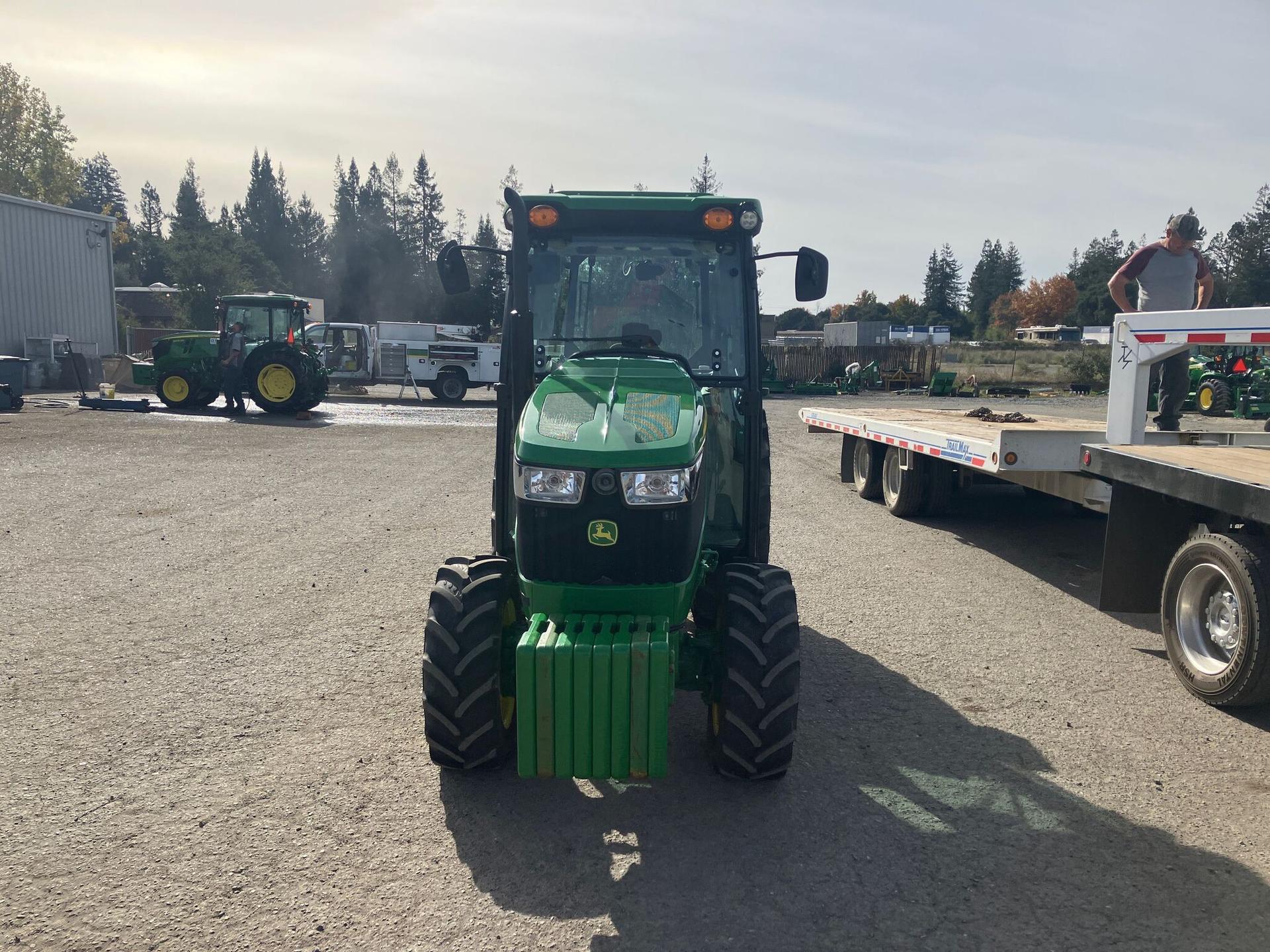 2022 John Deere 5090GN Image