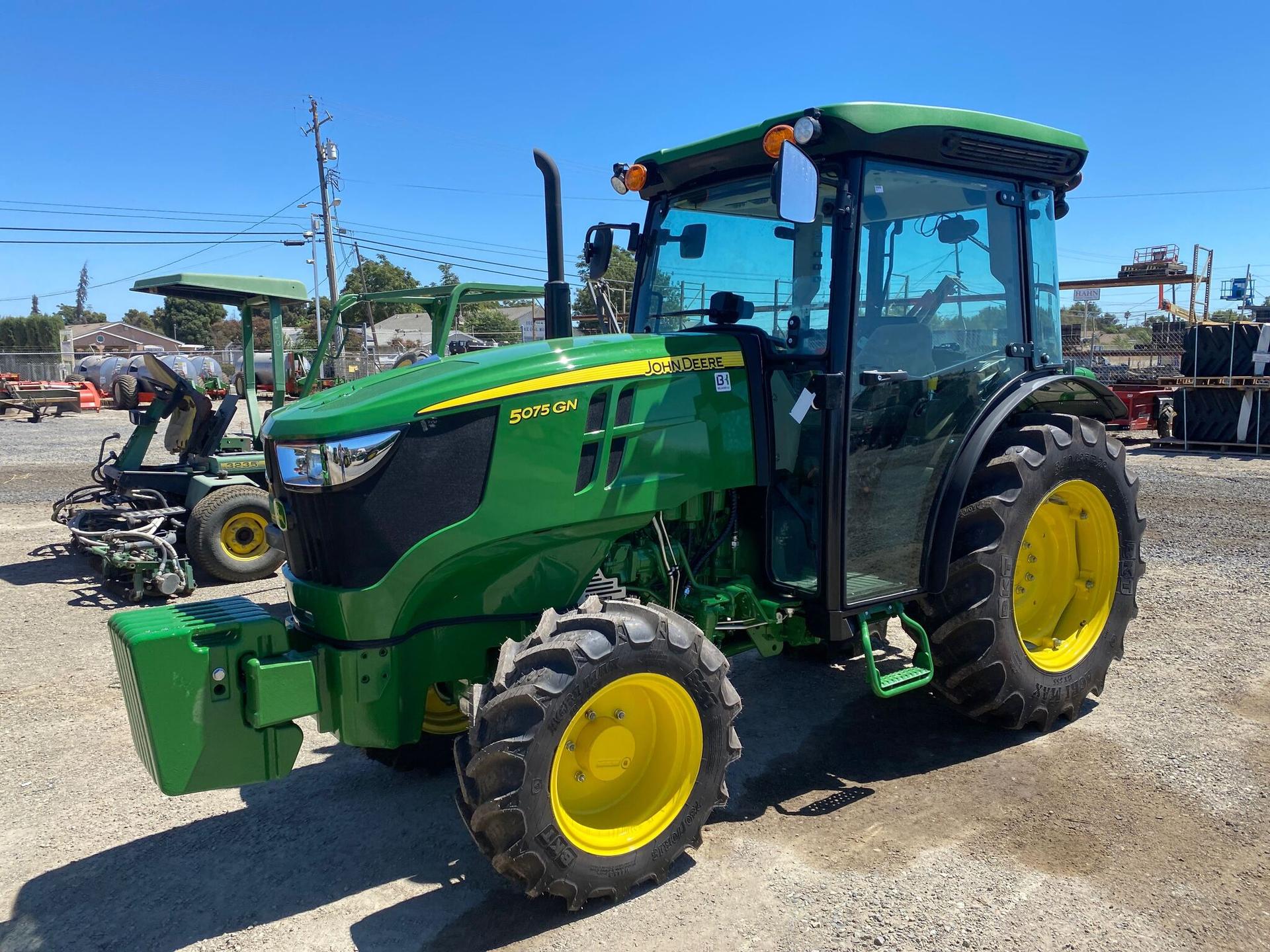 2022 John Deere 5075GN Image