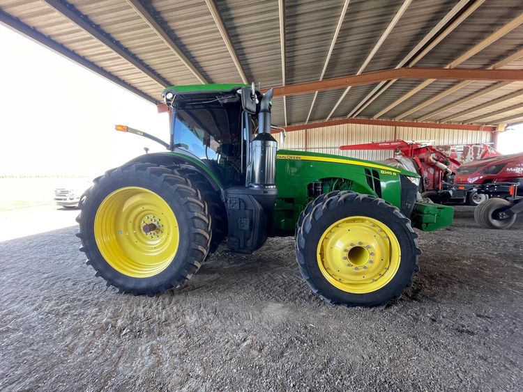 2017 John Deere 8245R Image