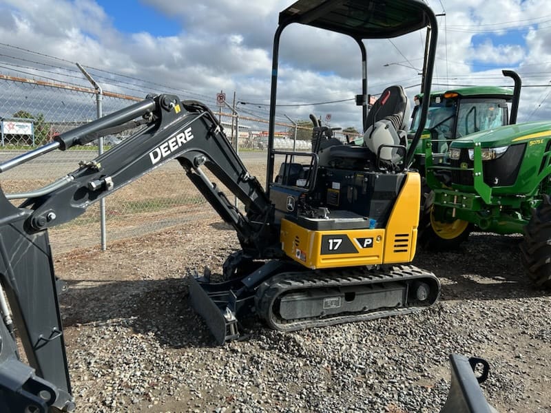2023 John Deere 17 P Image